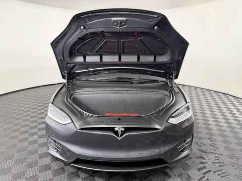 Used 2018 Tesla Model X 75D AWD/4WD image 22