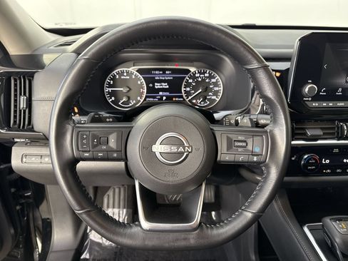 Certified 2024 Nissan Pathfinder SV AWD/4WD image 13