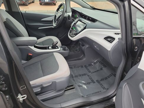 Used 2020 Chevrolet Bolt LT image 14