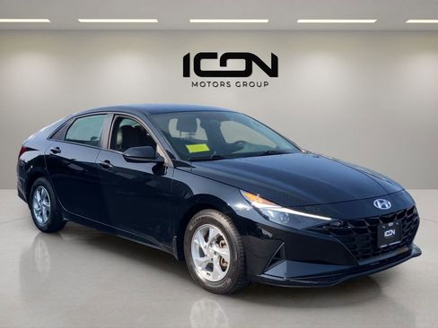 Used 2023 Hyundai Elantra SE image 6
