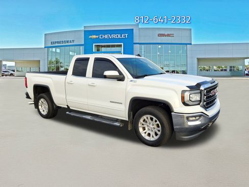 Used 2017 GMC Sierra 1500 SLE w/ SLE Value Package image 1
