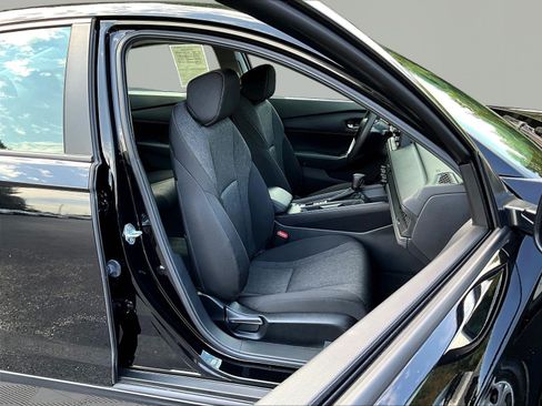 Used 2024 Honda Accord LX image 28