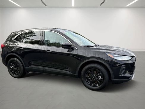 Used 2023 Ford Escape Active w/ Tech Pack #2 image 6