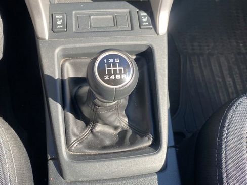 Used 2015 Subaru Forester 2.5i Premium AWD/4WD image 24