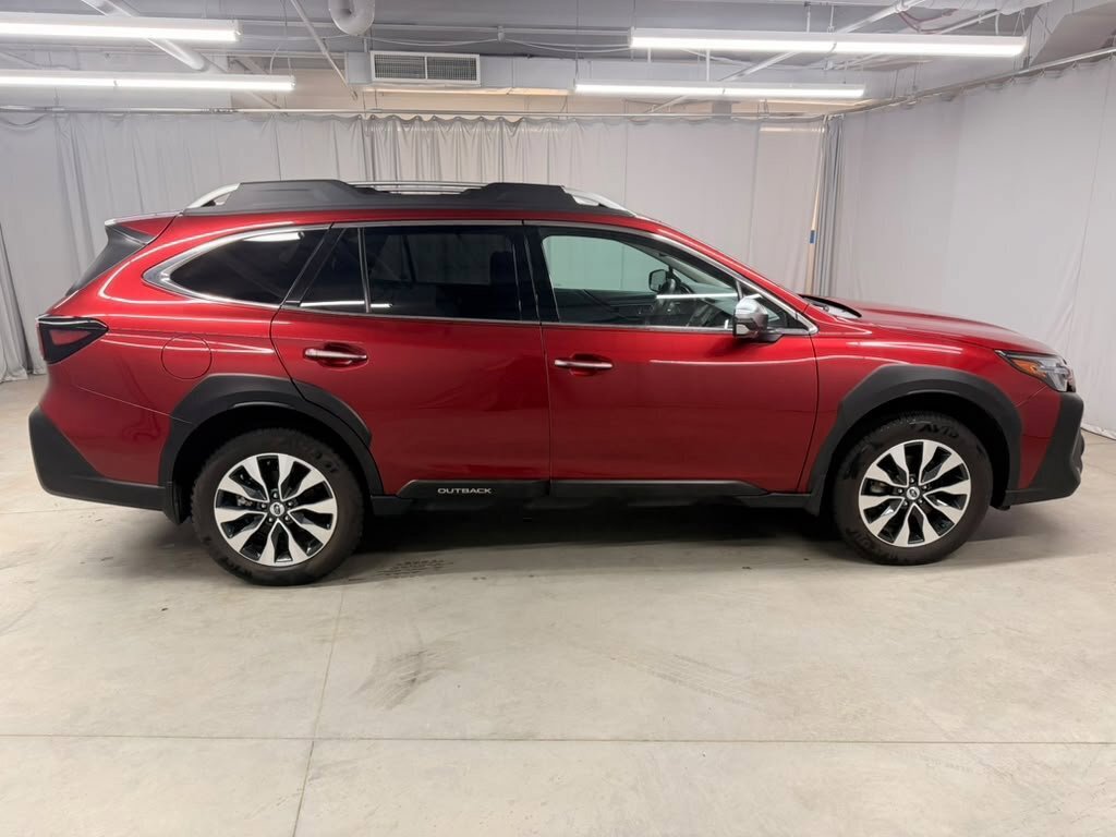 Used 2024 Subaru Outback Touring XT AWD/4WD image 13