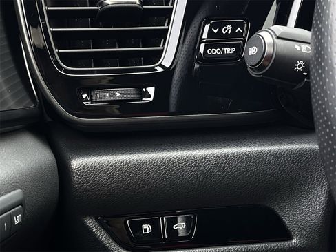 Used 2023 Lexus NX 450h+ F Sport image 20