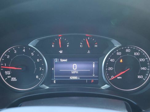 Used 2024 GMC Terrain SLE image 14