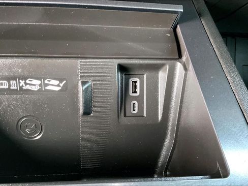 Used 2024 GMC Hummer EV 2X AWD/4WD image 30