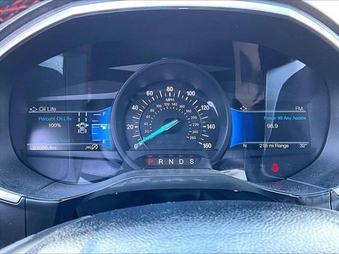 Used 2021 Ford Edge ST-Line image 25