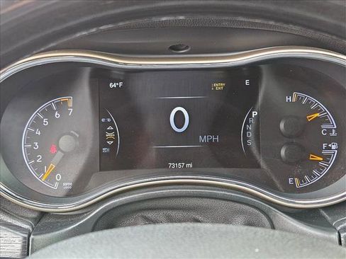 Used 2015 Jeep Grand Cherokee Summit image 10