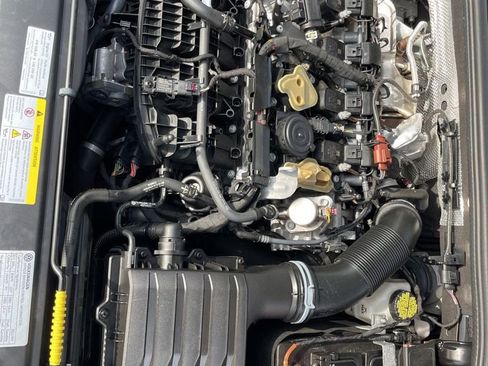 Used 2022 Volkswagen GTI S image 29