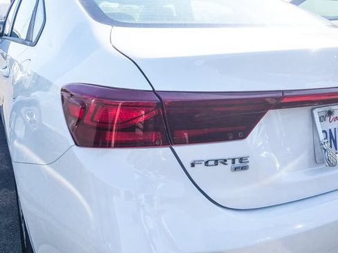 Used 2020 Kia Forte Sedan FWD image 11