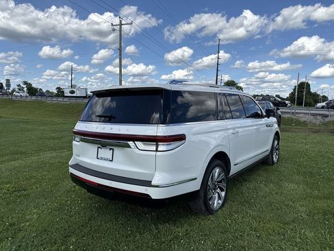 Used 2024 Lincoln Navigator L Reserve AWD/4WD image 13