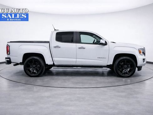 Used 2017 GMC Canyon Denali image 7