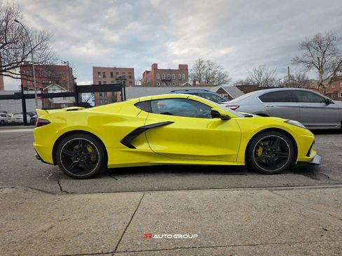 Used 2020 Chevrolet Corvette Stingray Premium Cpe w/ 3LT Preferred Equipment Group image 5