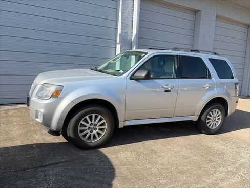 Used 2010 Mercury Mariner 2WD image 1