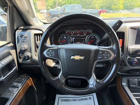 Used 2017 Chevrolet Silverado 2500 LTZ AWD/4WD image 16