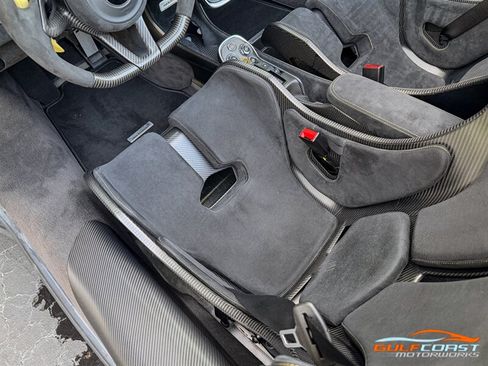 Used 2020 McLaren 600LT Spider RWD image 23