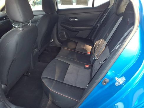 Certified 2025 Nissan Sentra SR FWD image 25