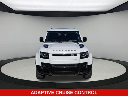 Used 2024 Land Rover Defender 130 X-Dynamic SE AWD/4WD image 9