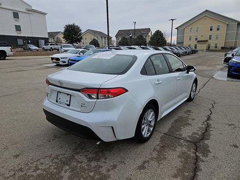 Certified 2026 Toyota Corolla LE image 5