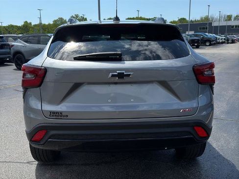 Certified 2025 Chevrolet Trax RS w/ Driver Confidence Package FWD image 7