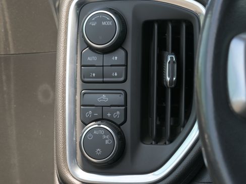 Used 2020 Chevrolet Silverado 1500 LT w/ All-Star Edition image 21