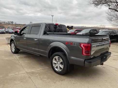 Used 2015 Ford F150 Platinum w/ Equipment Group 701A Luxury AWD/4WD image 9