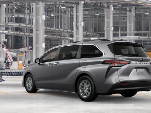 New 2026 Toyota Sienna XLE AWD/4WD image 8
