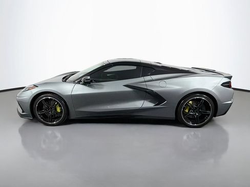Used 2024 Chevrolet Corvette Stingray Preferred Cpe w/ Z51 Performance Package RWD image 4