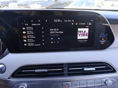 Used 2022 Hyundai Palisade Calligraphy image 22