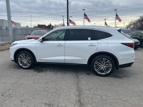 Used 2023 Acura MDX SH-AWD w/ Advance Package image 10