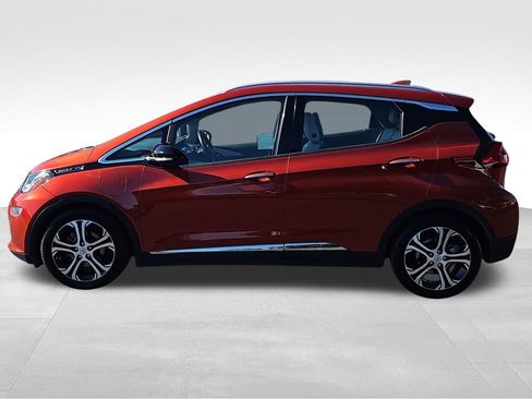 Used 2021 Chevrolet Bolt Premier w/ Infotainment Package image 6