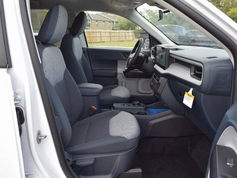 New 2025 Ford Maverick XLT w/ XLT Luxury Package image 23