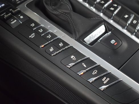 Used 2021 Porsche Macan GTS image 35