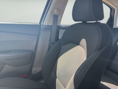 Used 2023 Kia Forte LXS image 28