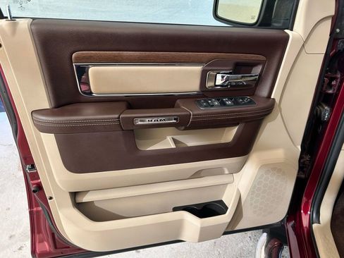 Used 2017 RAM 1500 Laramie w/ Convenience Group image 27