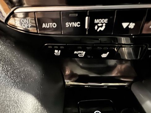 Used 2022 Acura MDX Type S AWD/4WD image 16