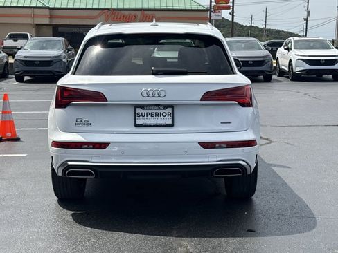 Used 2023 Audi Q5 2.0T Premium Plus w/ Premium Plus Package AWD/4WD image 4