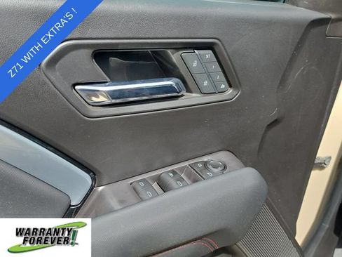 Used 2023 Chevrolet Colorado Z71 w/ Z71 Convenience Package 2 AWD/4WD image 17