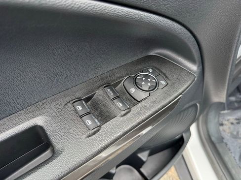 Used 2022 Ford EcoSport SE image 21