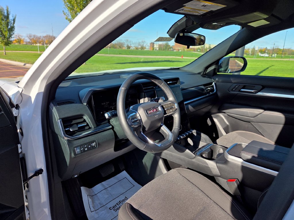 Used 2026 GMC Terrain Elevation AWD/4WD image 9