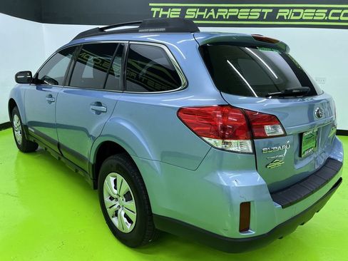 Used 2011 Subaru Outback 2.5i AWD/4WD image 2