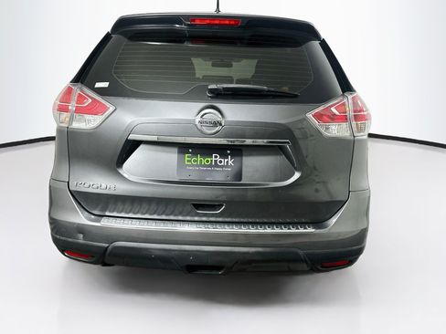 Used 2015 Nissan Rogue S FWD image 7