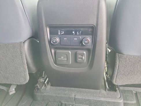 Certified 2021 Buick Enclave Essence w/ Sound and Sites Package FWD image 20