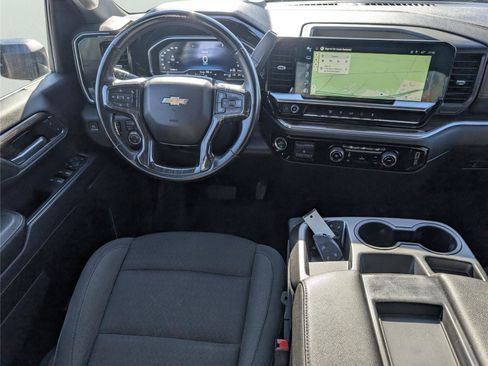 Used 2024 Chevrolet Silverado 2500 LT image 23