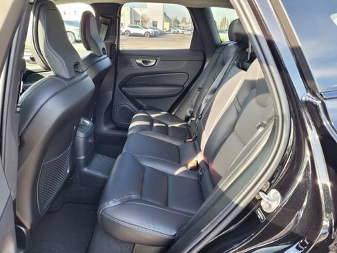 Certified 2024 Volvo XC60 T8 Ultimate w/ Protection Package Premier image 12