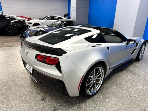 Used 2019 Chevrolet Corvette Grand Sport image 9