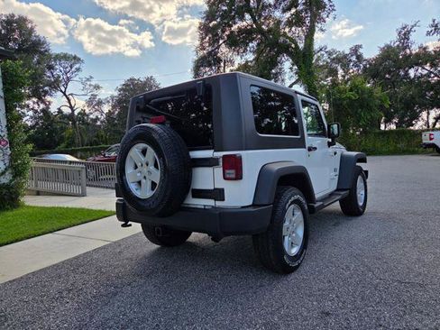 Used 2009 Jeep Wrangler X image 4