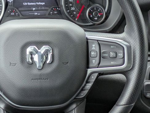 New 2026 RAM 1500 Express AWD/4WD image 21